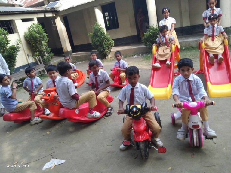 friends of rising stars